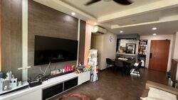 Blk 426C Floral Spring @ Yishun (Yishun), HDB 4 Rooms #555702351